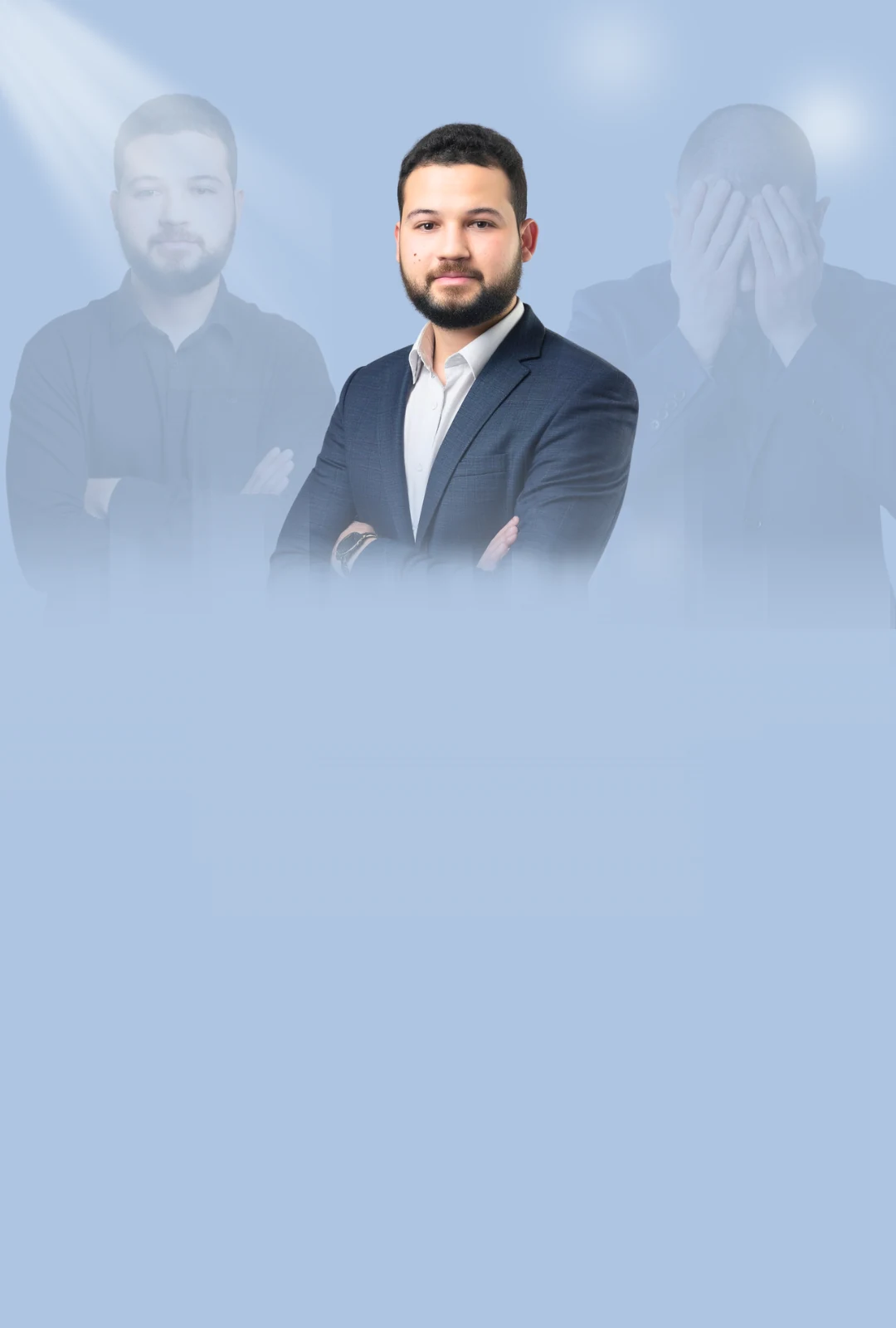 Dr. Matheus Moreira, de terno azul-marinho.